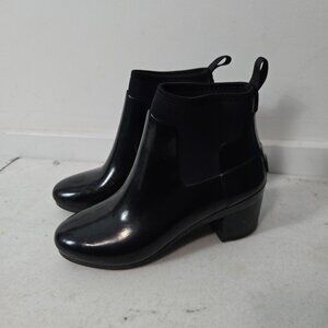 Hunter Women's Size 7 Rain Boots Heeled Ankle Booties Black Gloss Rubber